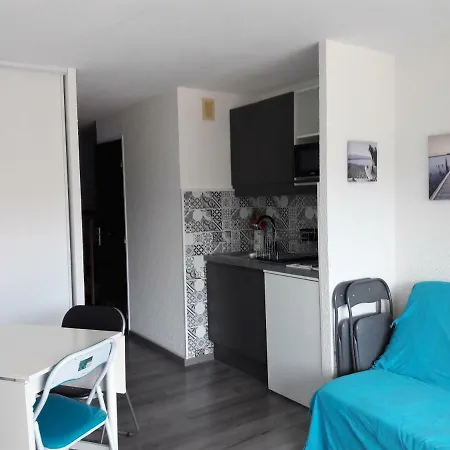 Apartment Studio Double Cabine Avec Piscine Proche Plage
